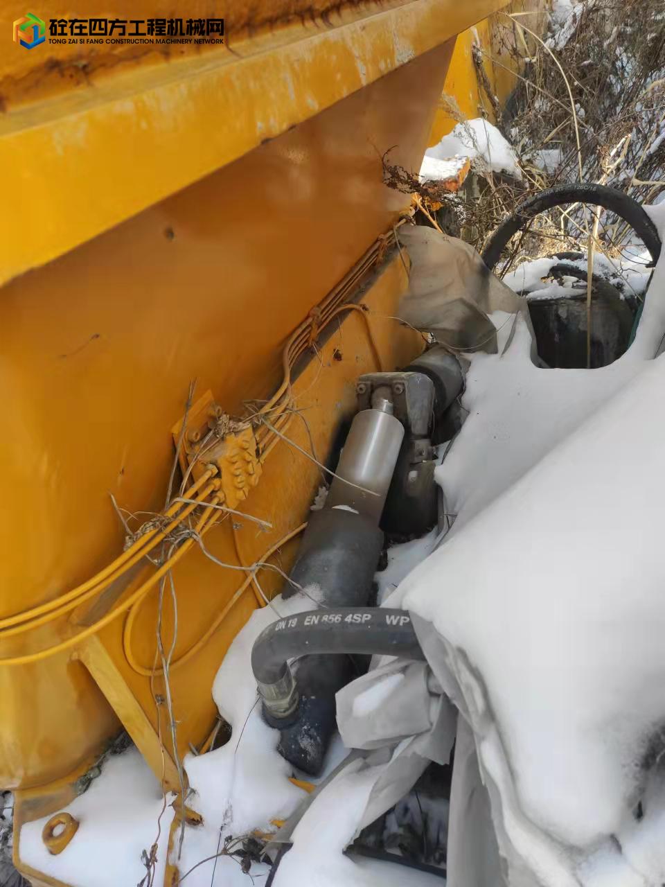 https://images.tongzsf.com/tong/truck_machine/20211129/161a4aa264f261.jpg