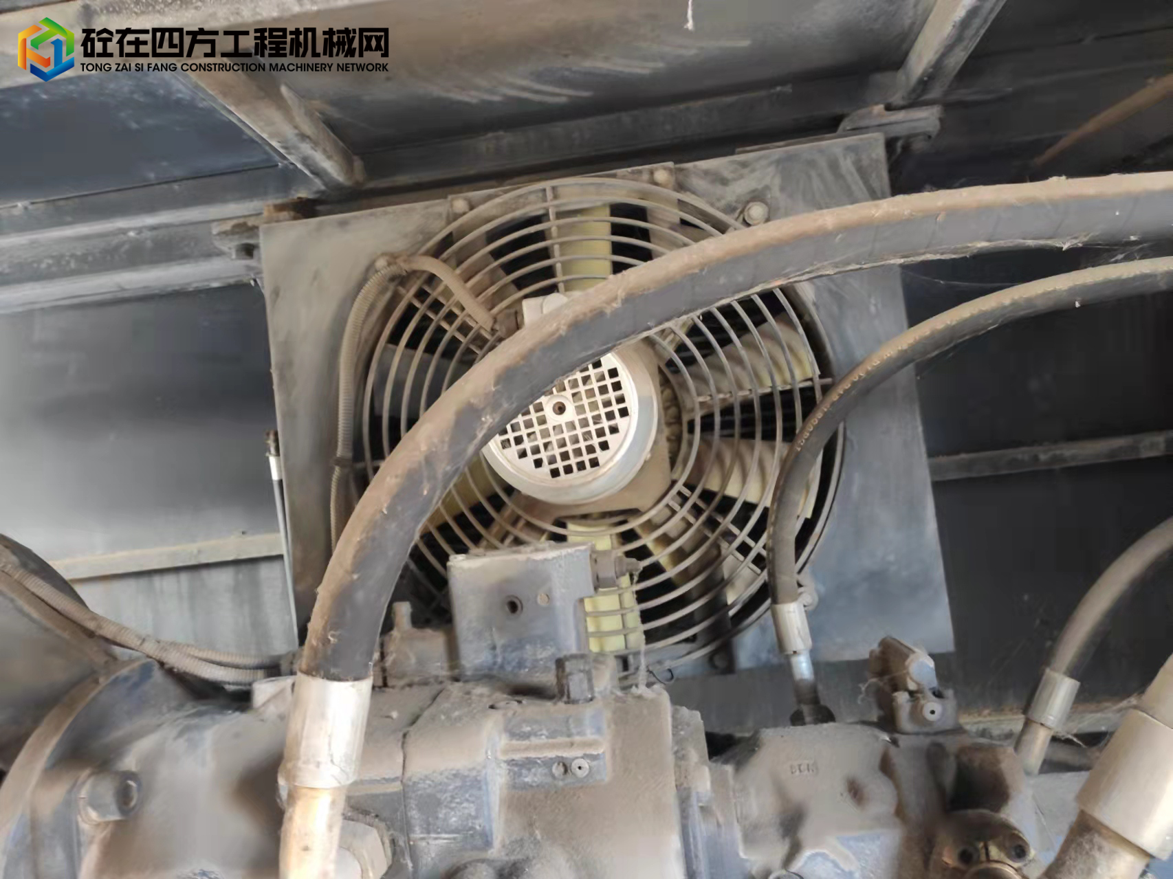 https://images.tongzsf.com/tong/truck_machine/20211129/161a4aa3065248.jpg