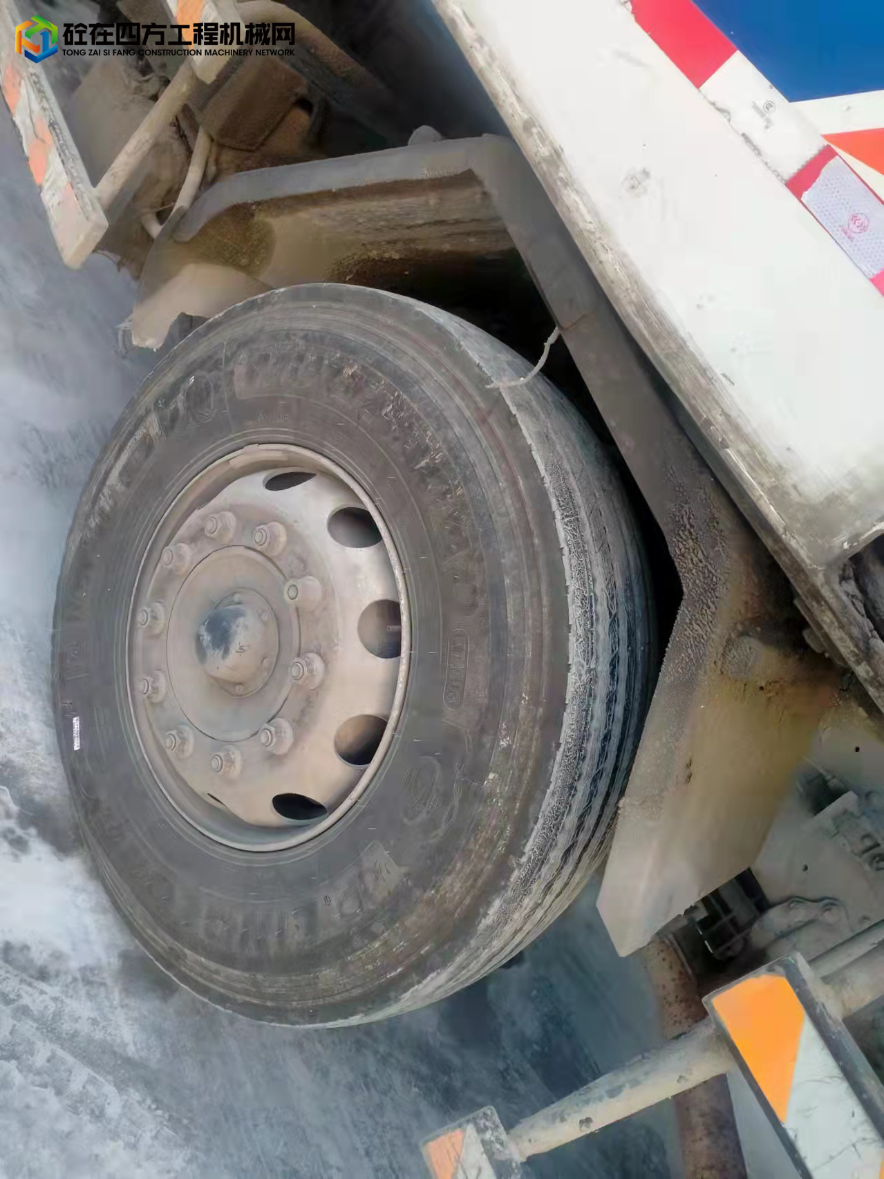 https://images.tongzsf.com/tong/truck_machine/20211130/161a596571f4a0.jpg