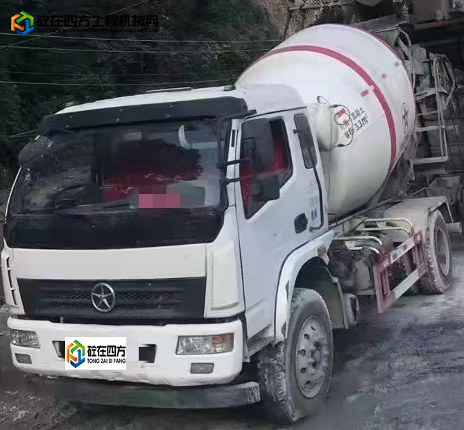 https://images.tongzsf.com/tong/truck_machine/20211201/161a6ce87a0b50.jpg