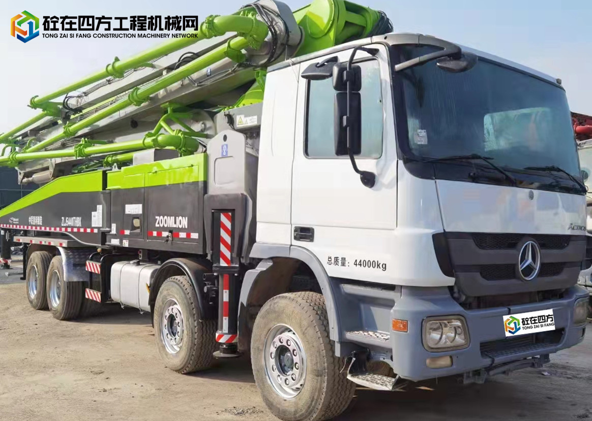 https://images.tongzsf.com/tong/truck_machine/20211201/161a71b02eb949.jpg