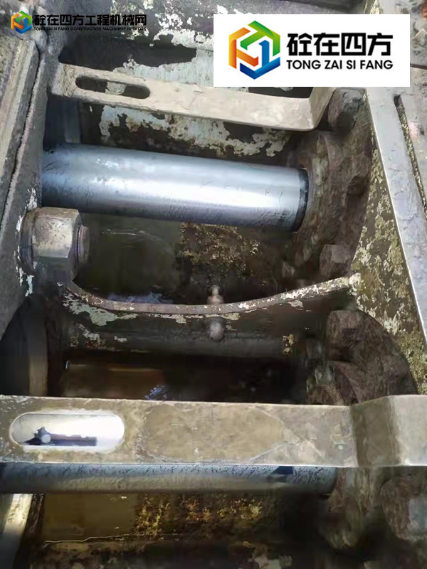https://images.tongzsf.com/tong/truck_machine/20211201/161a7429e7c7bf.jpg