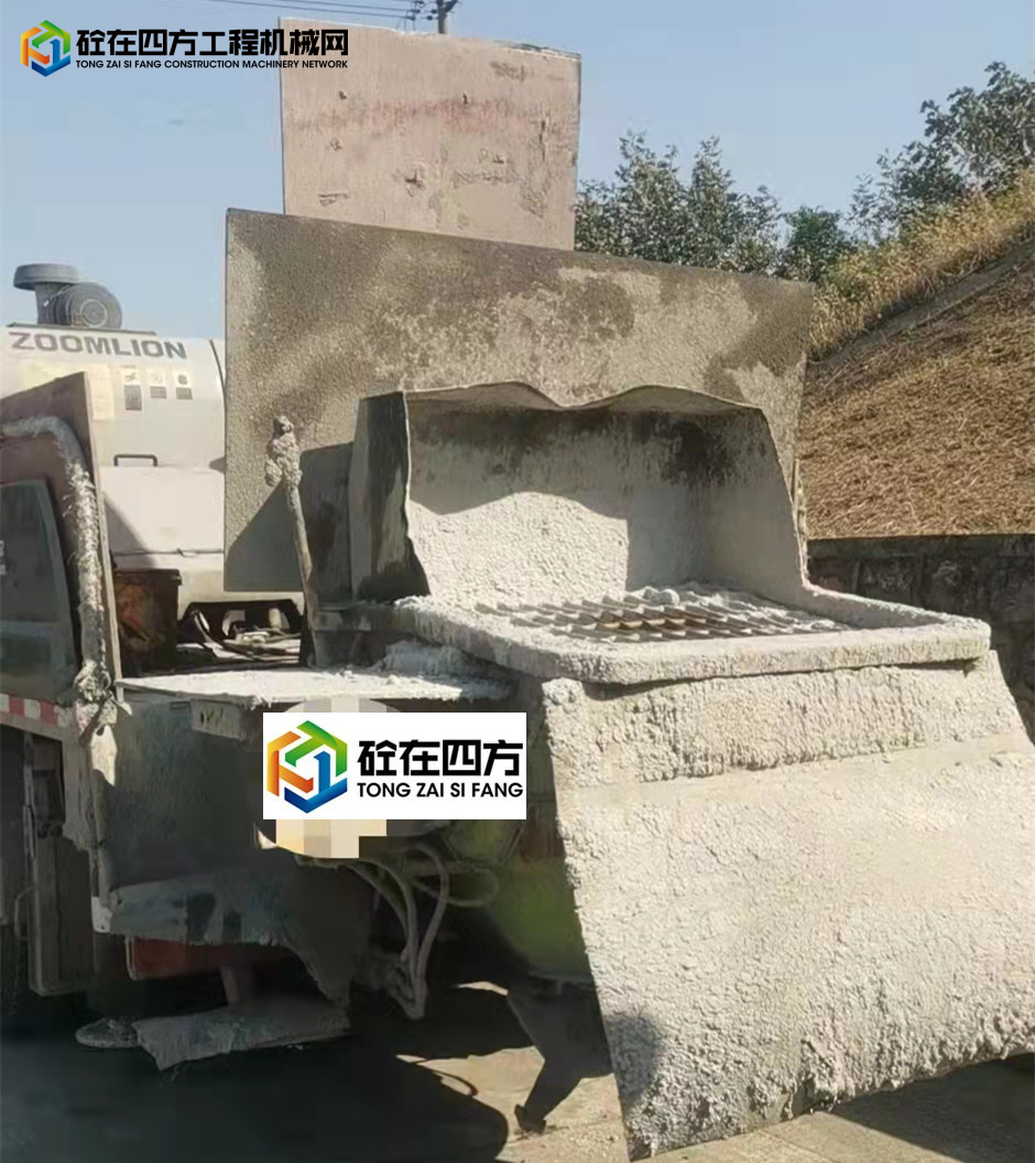 https://images.tongzsf.com/tong/truck_machine/20211202/161a867a0aed1a.jpg