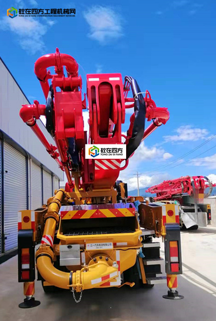 https://images.tongzsf.com/tong/truck_machine/20211202/161a8680462c59.jpg