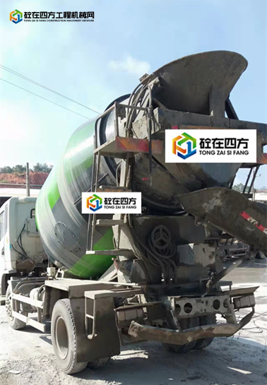 https://images.tongzsf.com/tong/truck_machine/20211203/161a9b7eb544df.jpg