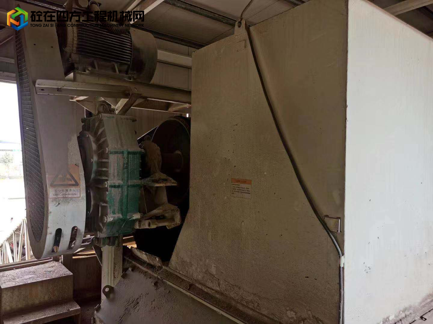 https://images.tongzsf.com/tong/truck_machine/20211203/161a9c5e347030.jpg