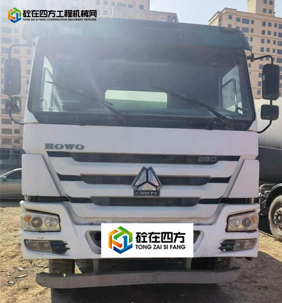 https://images.tongzsf.com/tong/truck_machine/20211203/161a9ee78eec3c.jpg