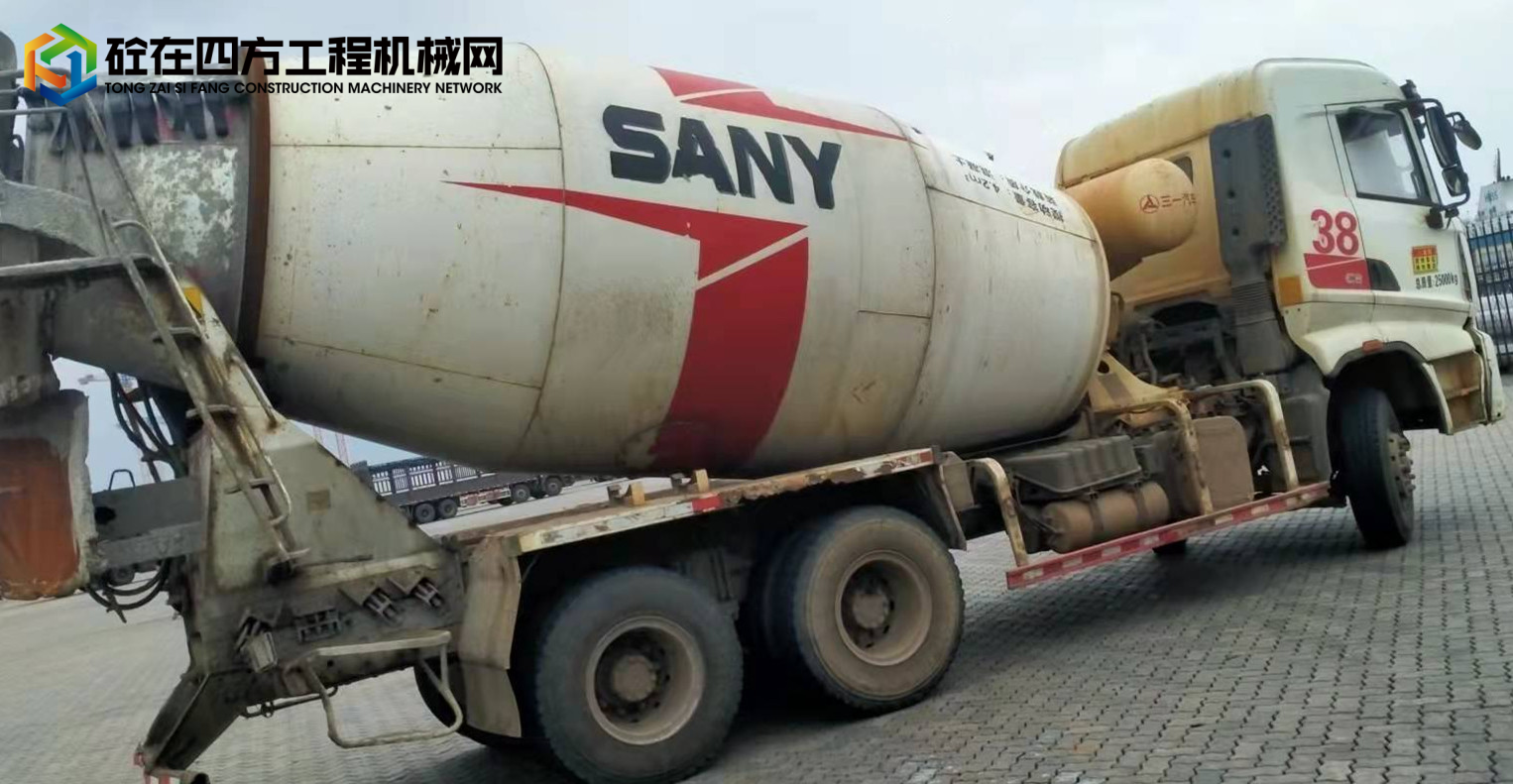 https://images.tongzsf.com/tong/truck_machine/20211204/161aad35caf346.jpg