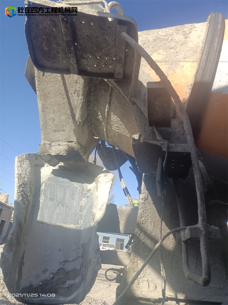 https://images.tongzsf.com/tong/truck_machine/20211204/161aae6946a88c.jpg