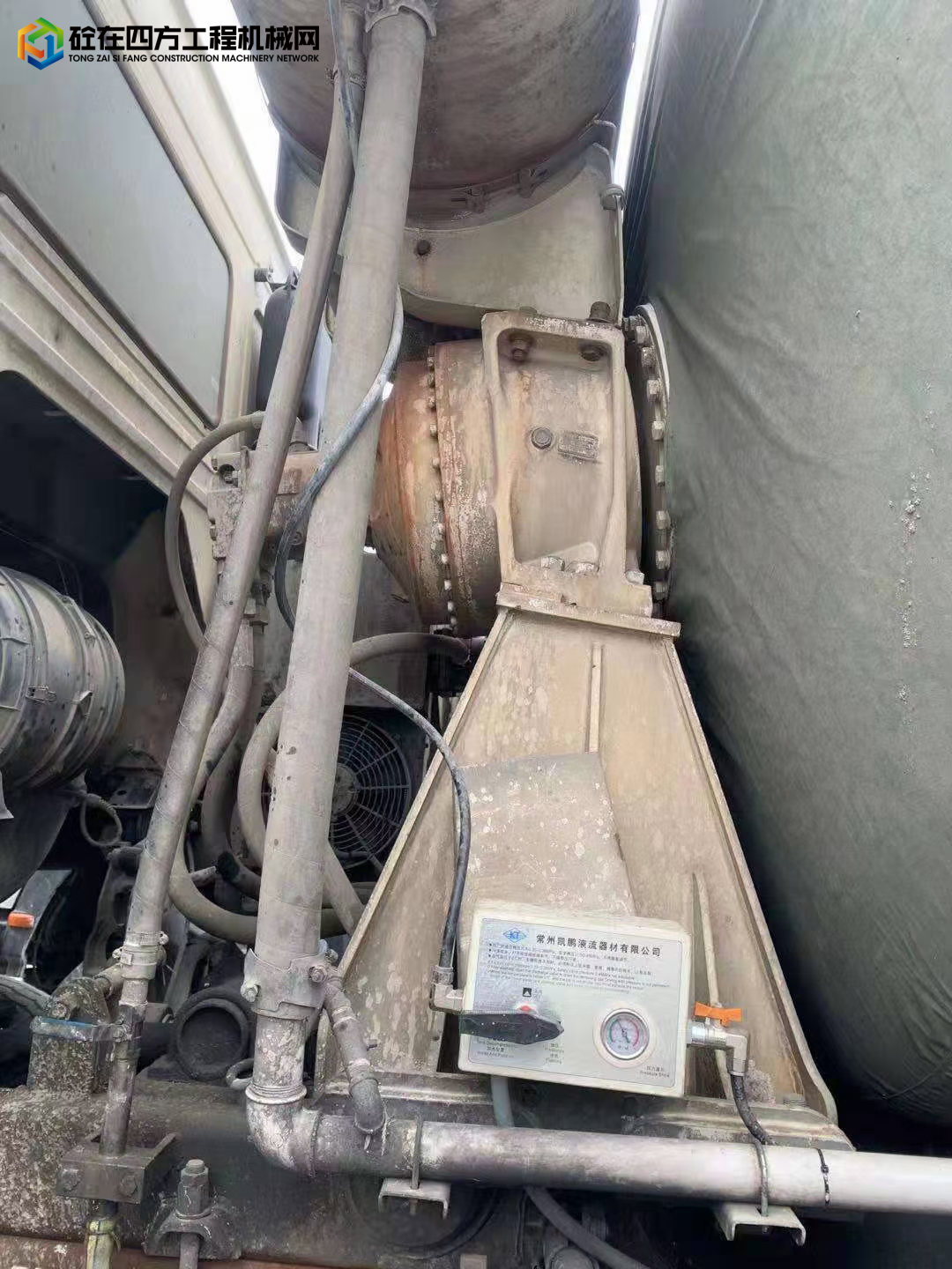 https://images.tongzsf.com/tong/truck_machine/20211204/161ab409a16bf0.jpg