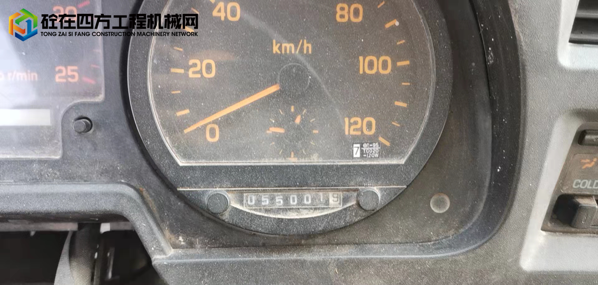 https://images.tongzsf.com/tong/truck_machine/20211206/161ad88de9a553.jpg