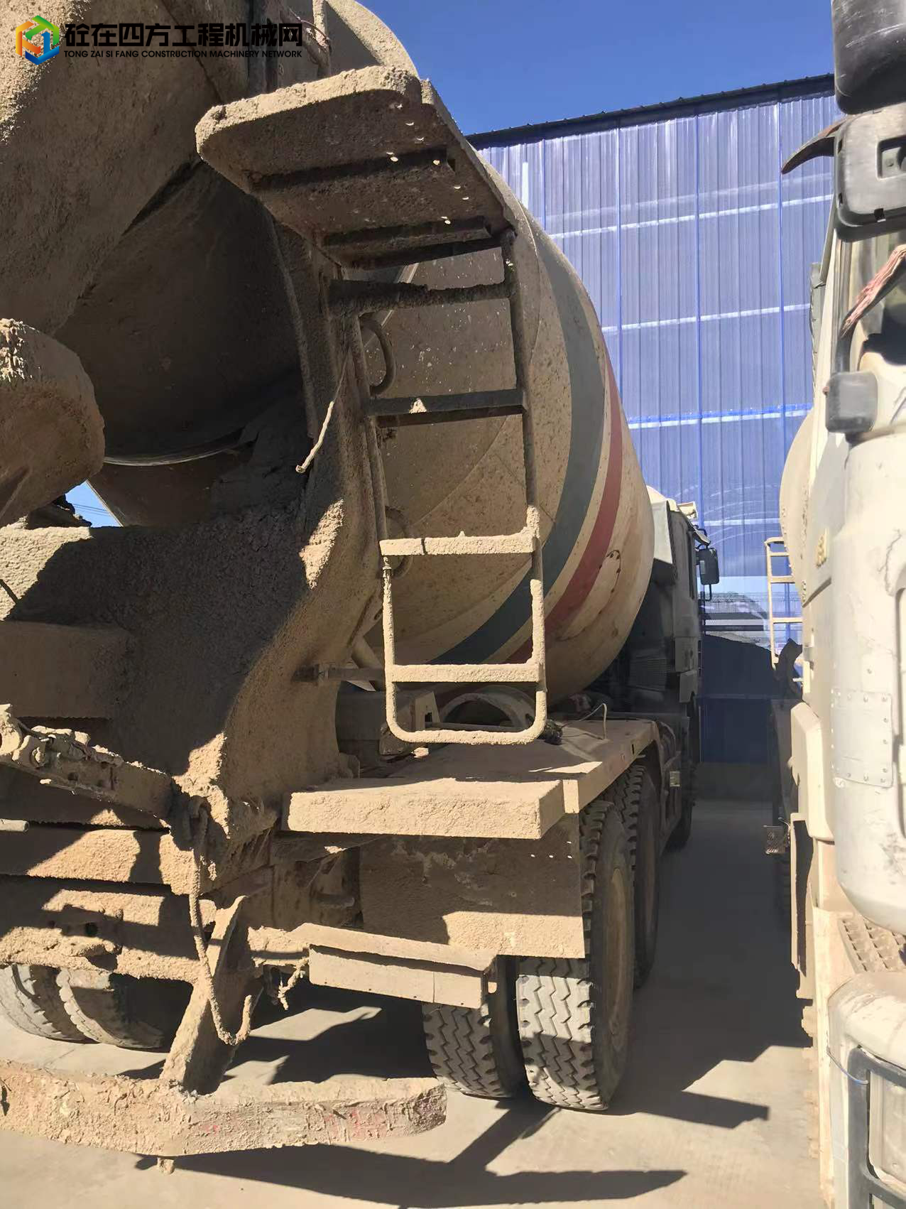 https://images.tongzsf.com/tong/truck_machine/20211206/161adee50157de.jpg