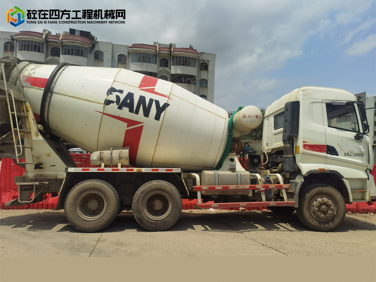 https://images.tongzsf.com/tong/truck_machine/20211207/161aebab7c3bd3.jpg