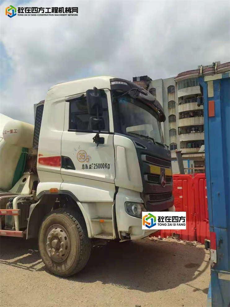 https://images.tongzsf.com/tong/truck_machine/20211207/161aebabc1fe5f.jpg