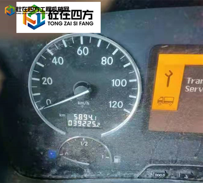 https://images.tongzsf.com/tong/truck_machine/20211207/161af1cf4c57e4.jpg