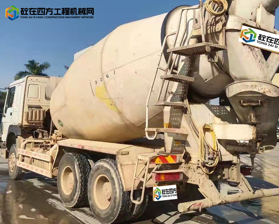 https://images.tongzsf.com/tong/truck_machine/20211208/161b06c5bad25b.jpg