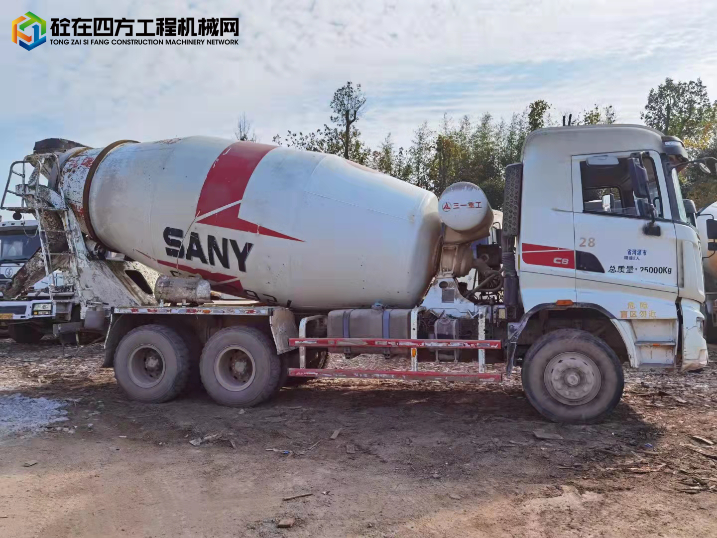 https://images.tongzsf.com/tong/truck_machine/20211208/161b06e8d779fd.jpg