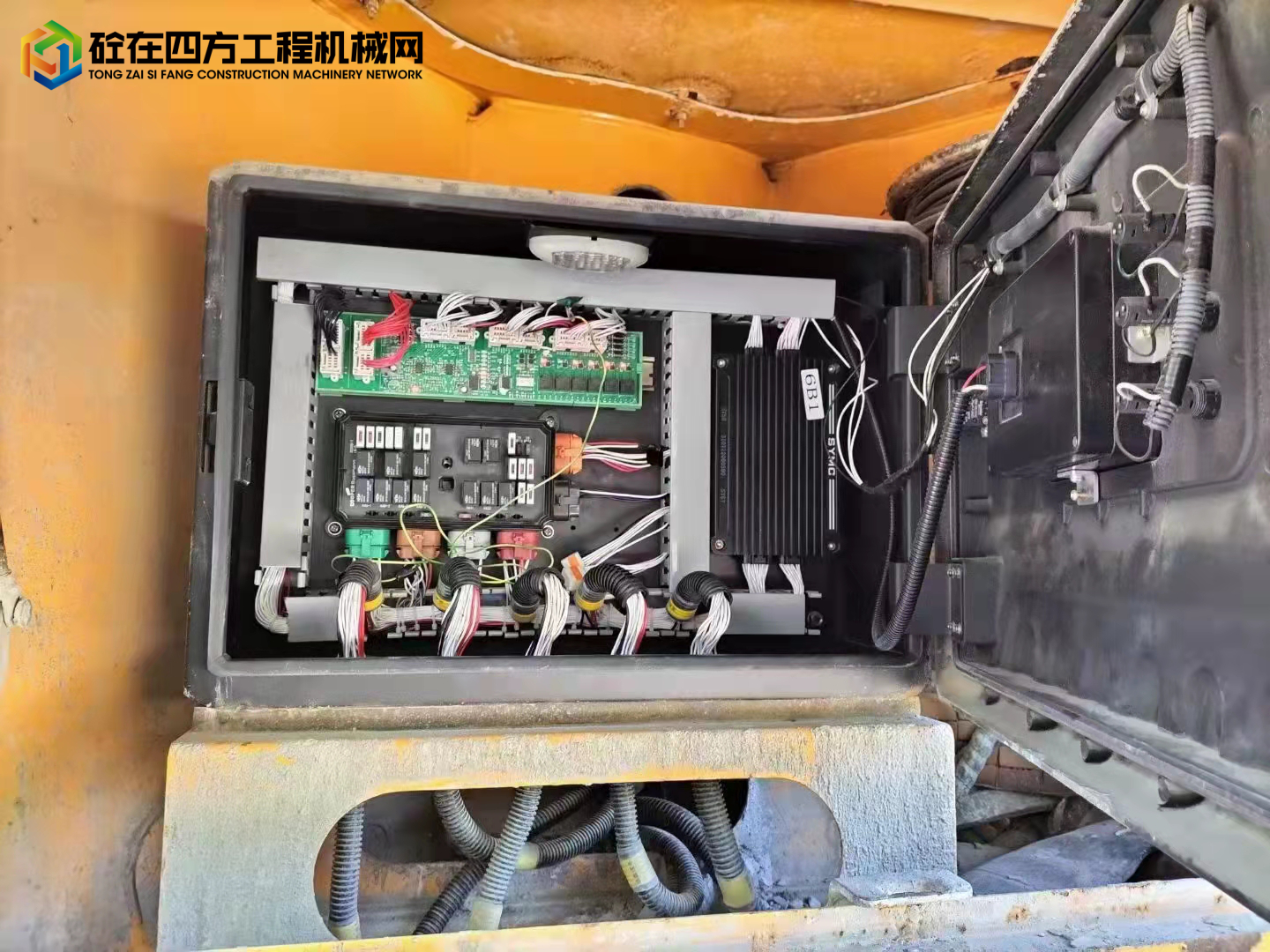 https://images.tongzsf.com/tong/truck_machine/20211209/161b1cdcf45ae8.jpg