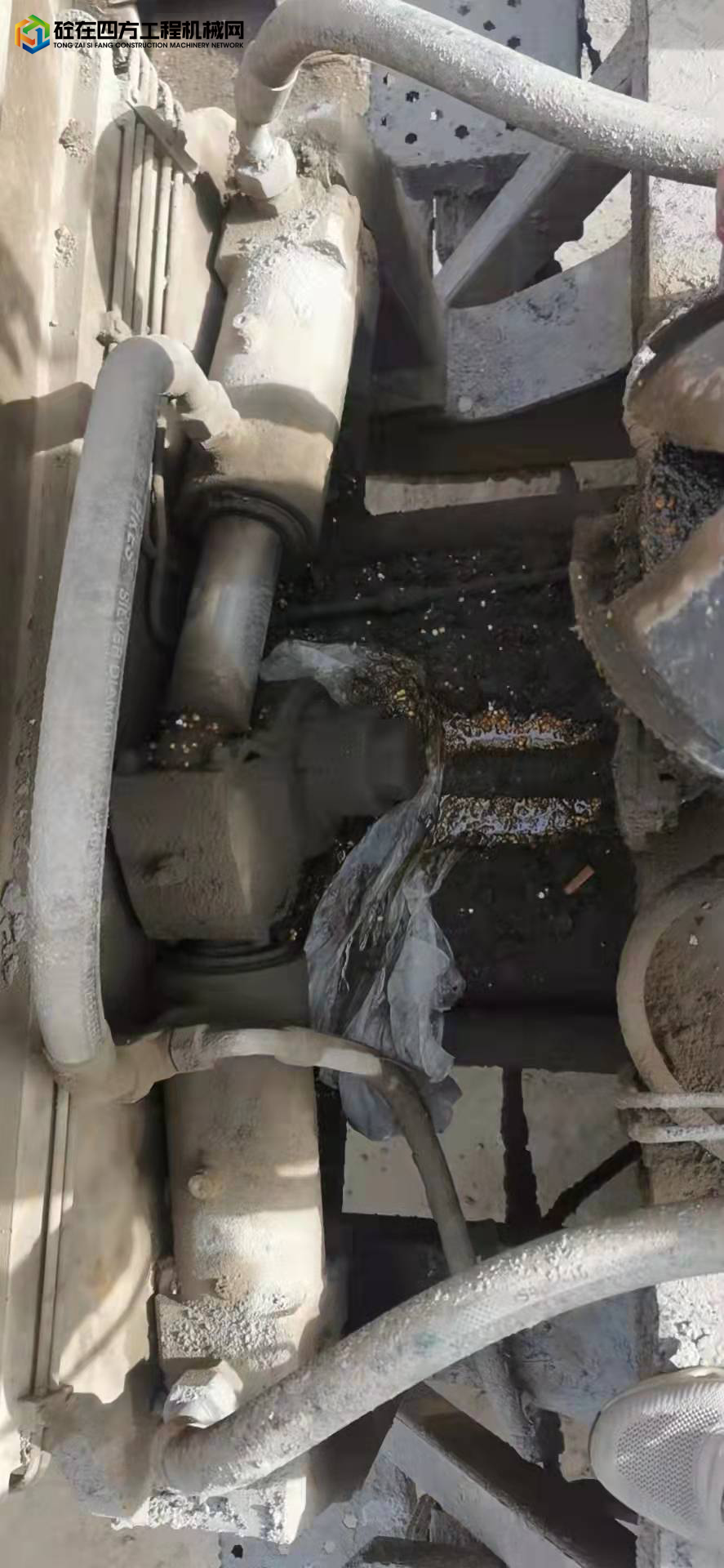 https://images.tongzsf.com/tong/truck_machine/20211210/161b2c9556e13b.jpg