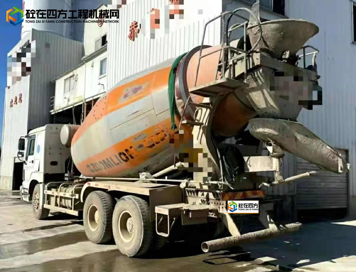 https://images.tongzsf.com/tong/truck_machine/20211210/161b2ea6cbae6f.jpg