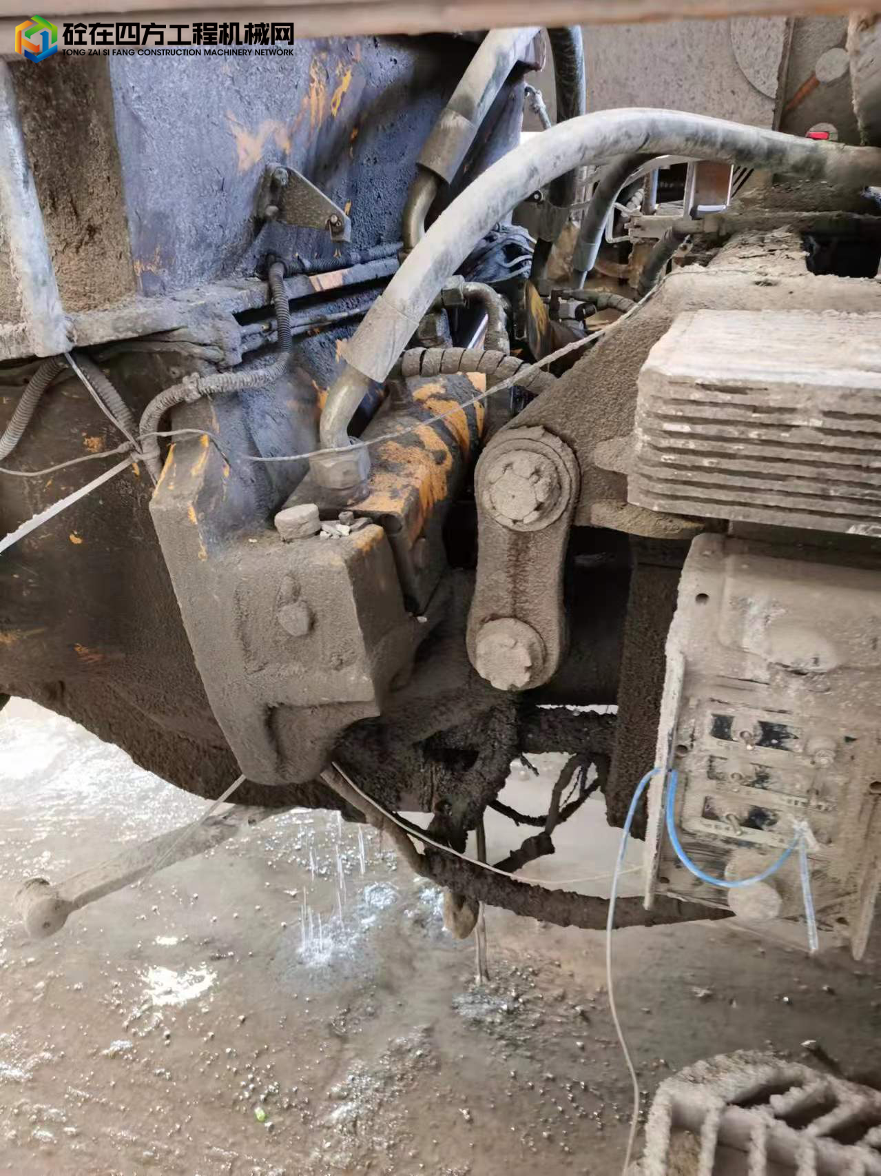 https://images.tongzsf.com/tong/truck_machine/20211211/161b3fd021b51c.jpg