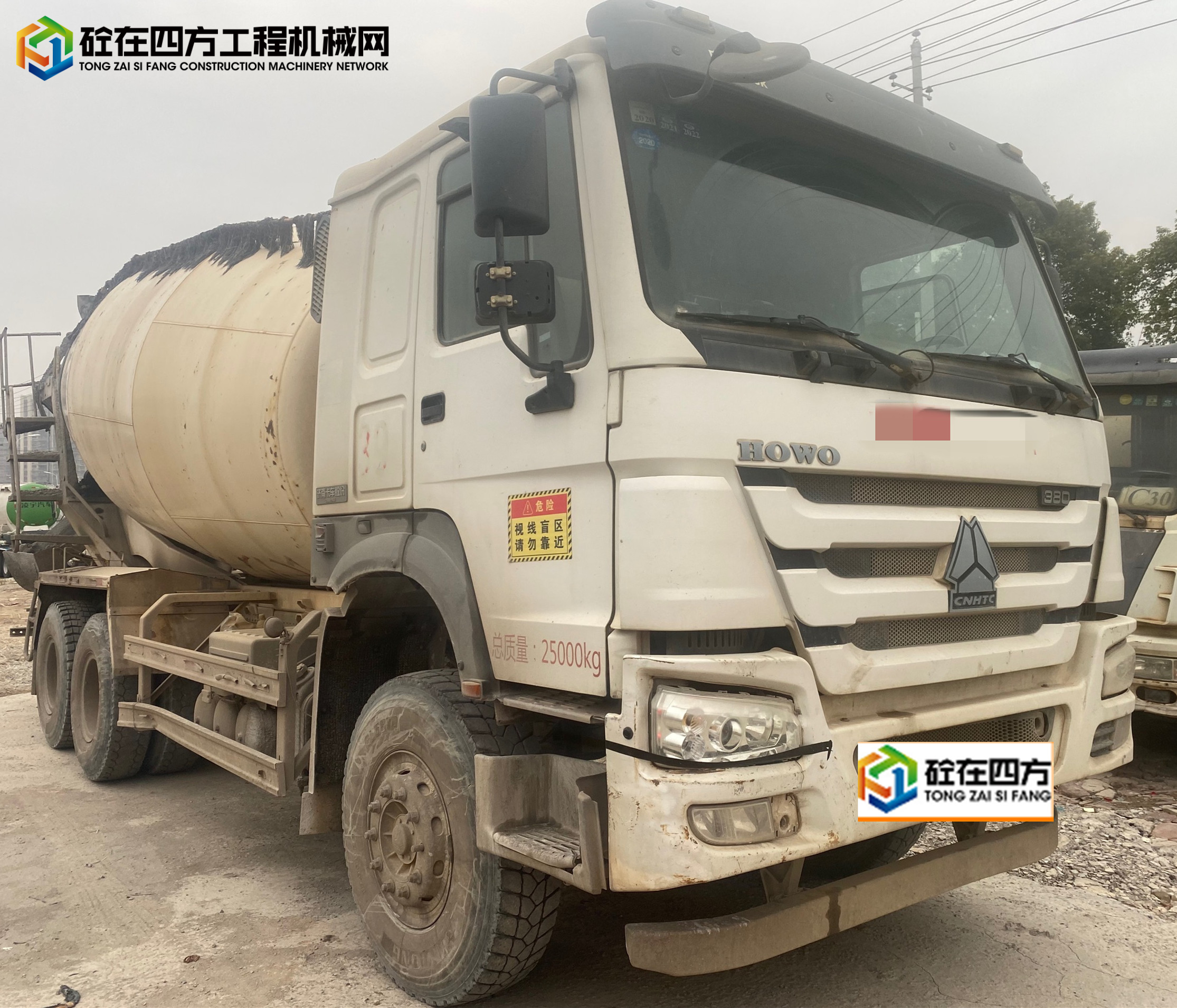 https://images.tongzsf.com/tong/truck_machine/20211215/161b957f40bd0d.jpg