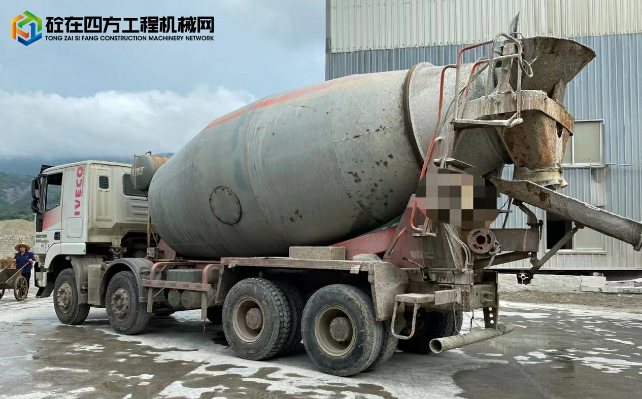https://images.tongzsf.com/tong/truck_machine/20211215/161b9daf77074b.jpg