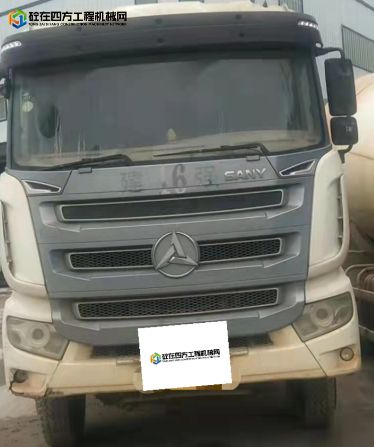 https://images.tongzsf.com/tong/truck_machine/20211215/161b9ec2ed8b9f.jpg