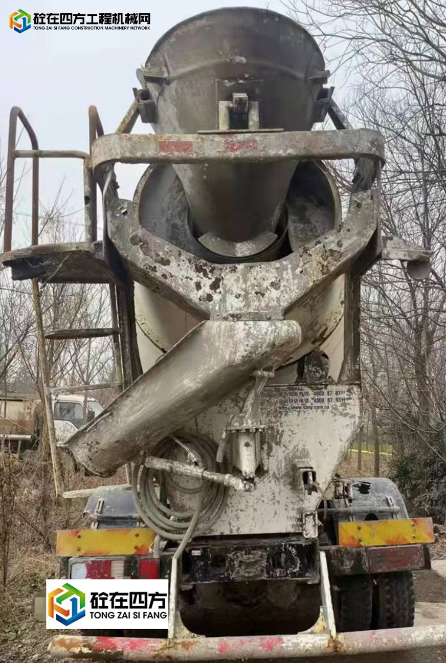 https://images.tongzsf.com/tong/truck_machine/20211216/161ba99a782ca4.jpg