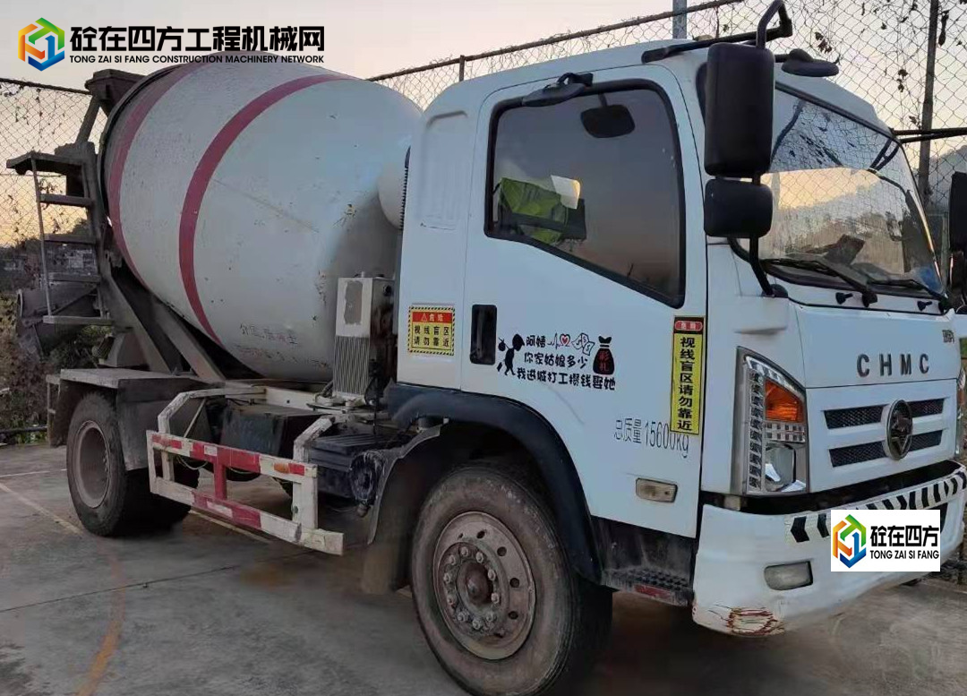 https://images.tongzsf.com/tong/truck_machine/20211216/161baa7fb17504.jpg