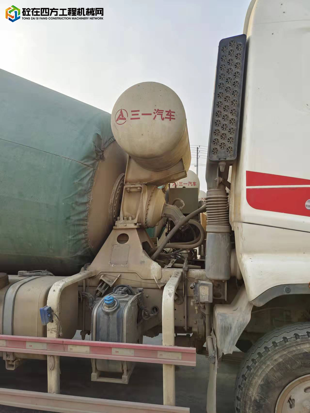 https://images.tongzsf.com/tong/truck_machine/20211217/161bbf529091a9.jpg