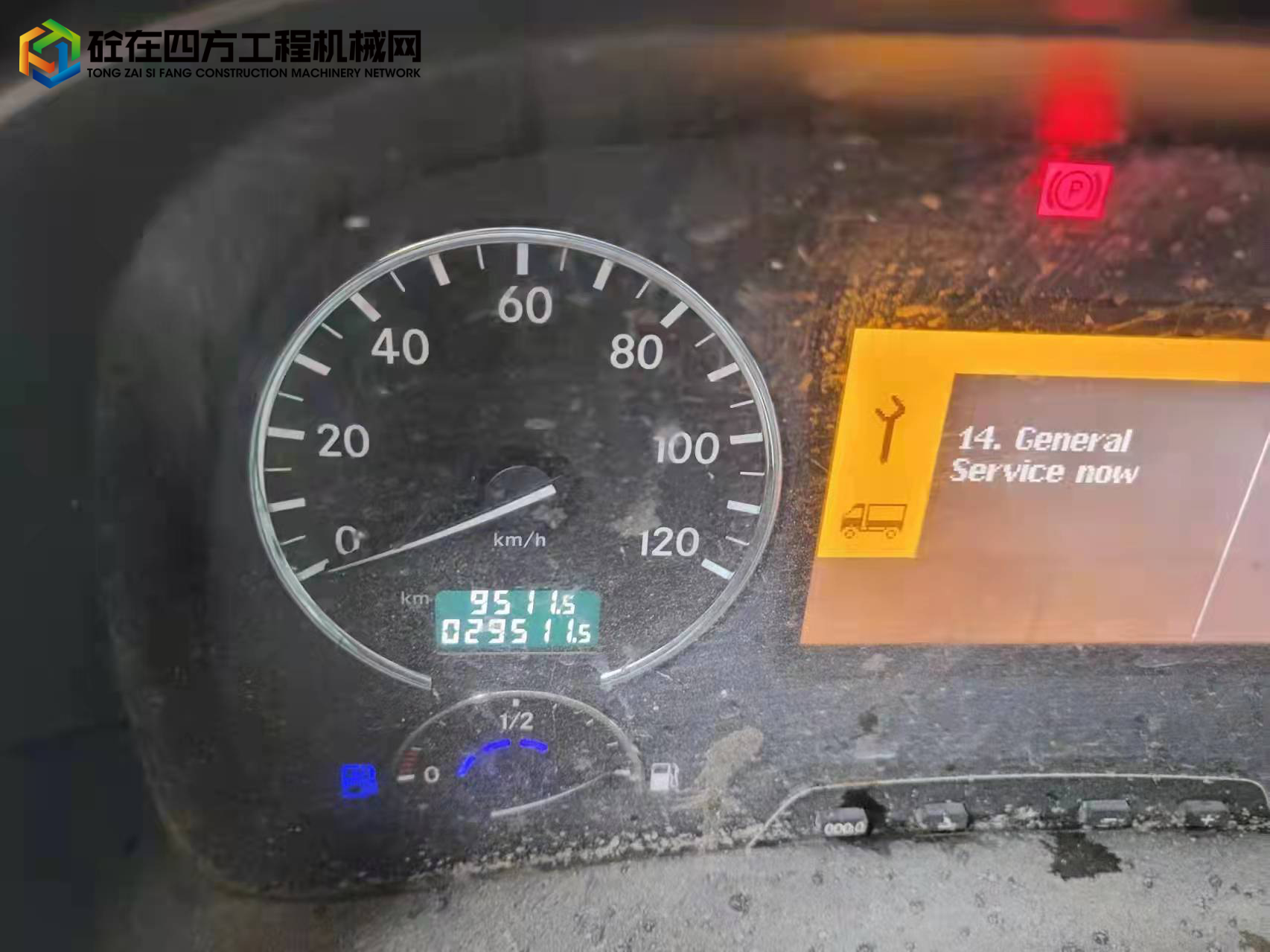 https://images.tongzsf.com/tong/truck_machine/20211217/161bc022e67314.jpg