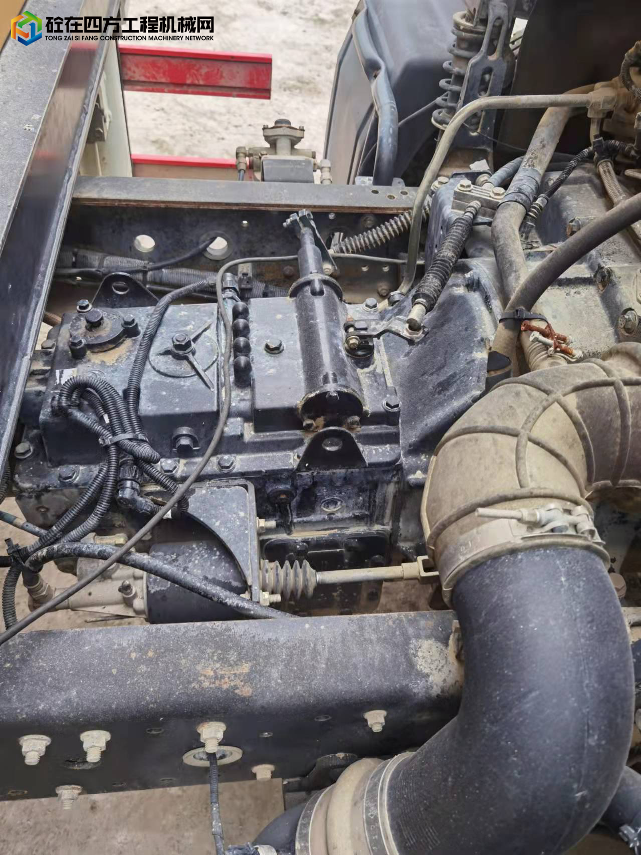https://images.tongzsf.com/tong/truck_machine/20211217/161bc2c674ae33.jpg