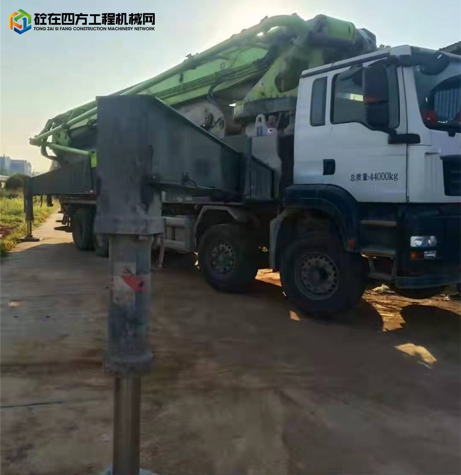 https://images.tongzsf.com/tong/truck_machine/20211217/161bc3e64c9fbf.jpg