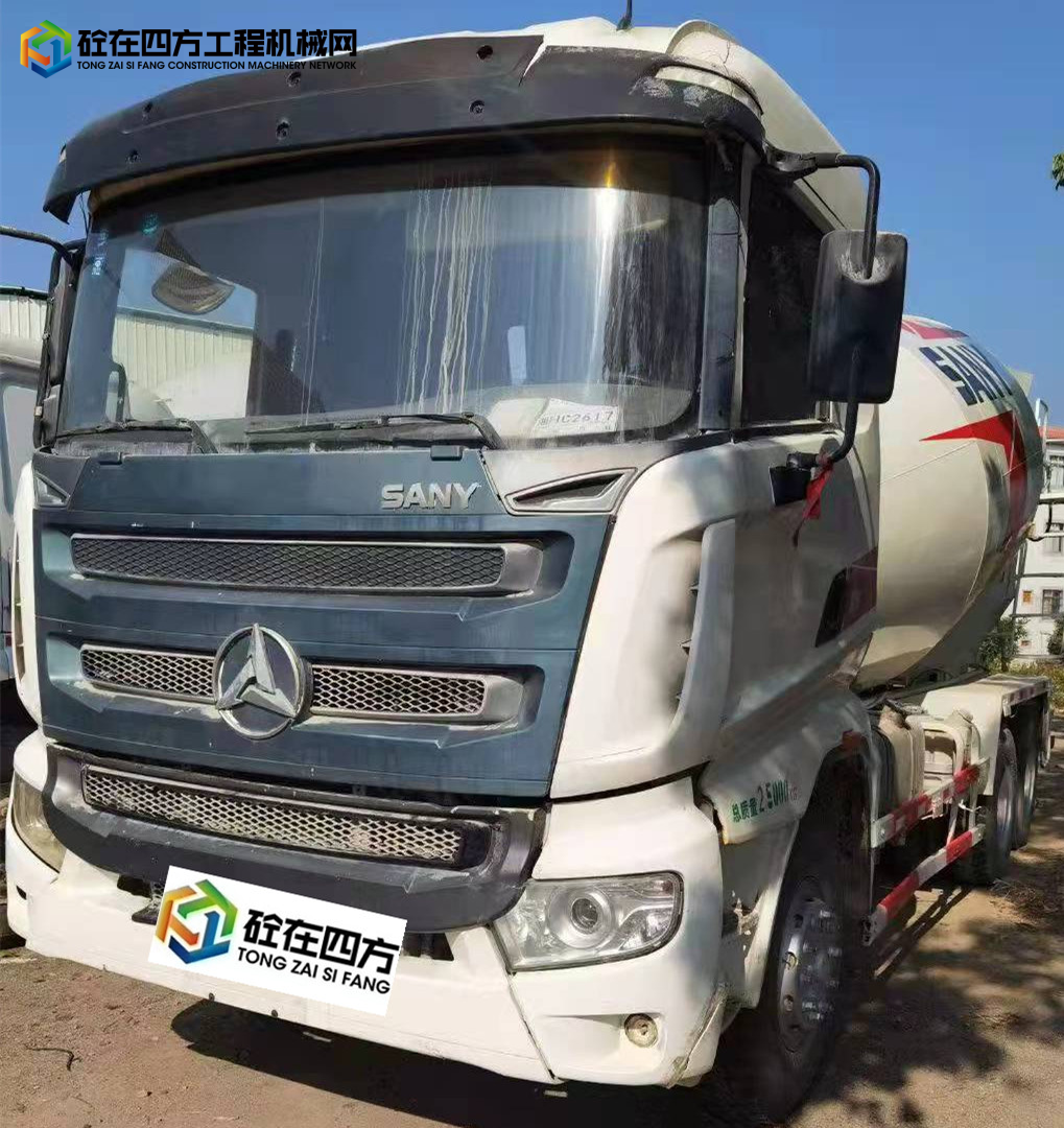 https://images.tongzsf.com/tong/truck_machine/20211221/161c1941a1febf.jpg
