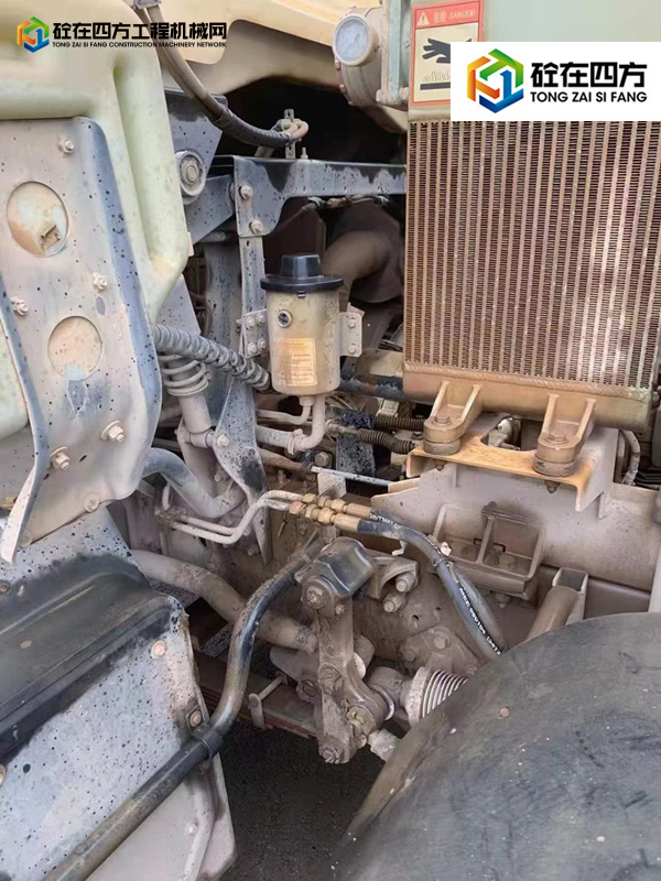 https://images.tongzsf.com/tong/truck_machine/20211221/161c1a6c9b56db.jpg