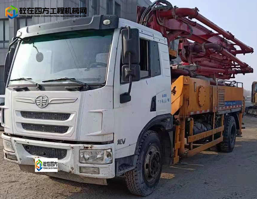 https://images.tongzsf.com/tong/truck_machine/20211222/161c2ecbd6a2c5.jpg