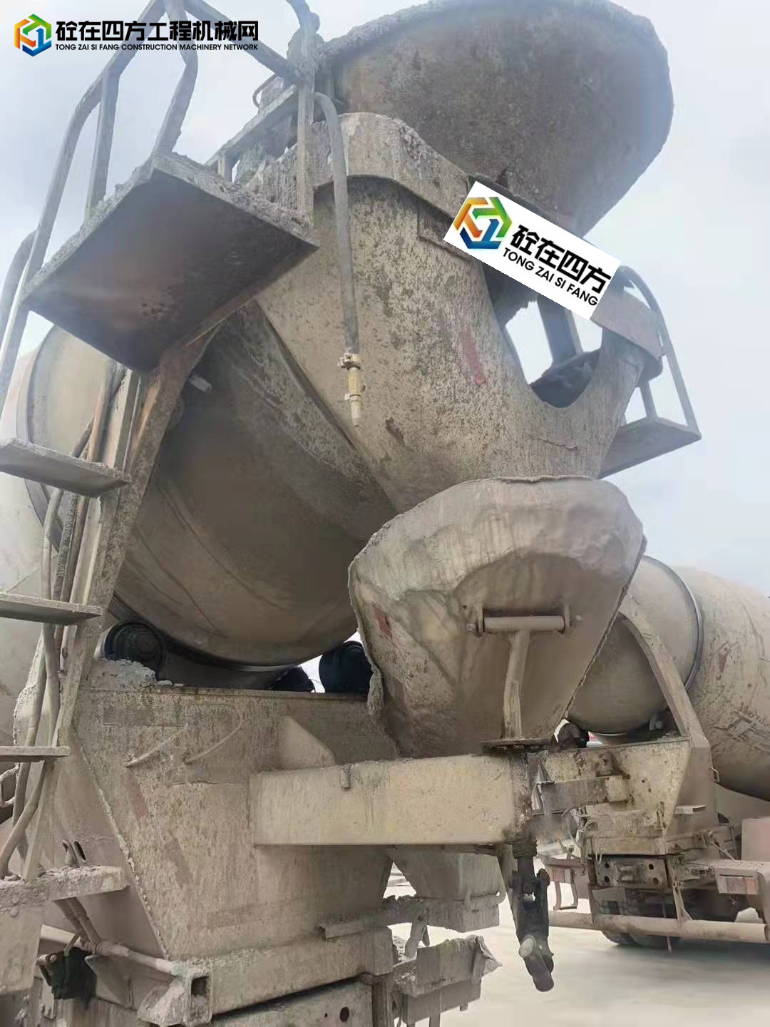https://images.tongzsf.com/tong/truck_machine/20211225/161c6bd4999a6e.jpg