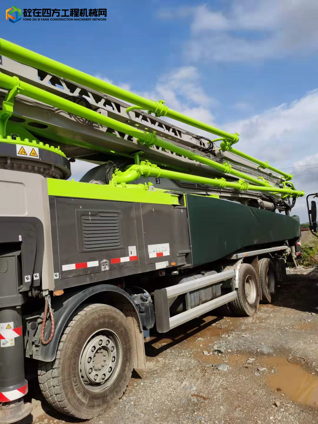 https://images.tongzsf.com/tong/truck_machine/20211225/161c6cf26f2bac.jpg