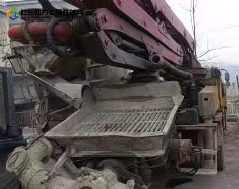 https://images.tongzsf.com/tong/truck_machine/20211227/161c9609e88eff.jpg