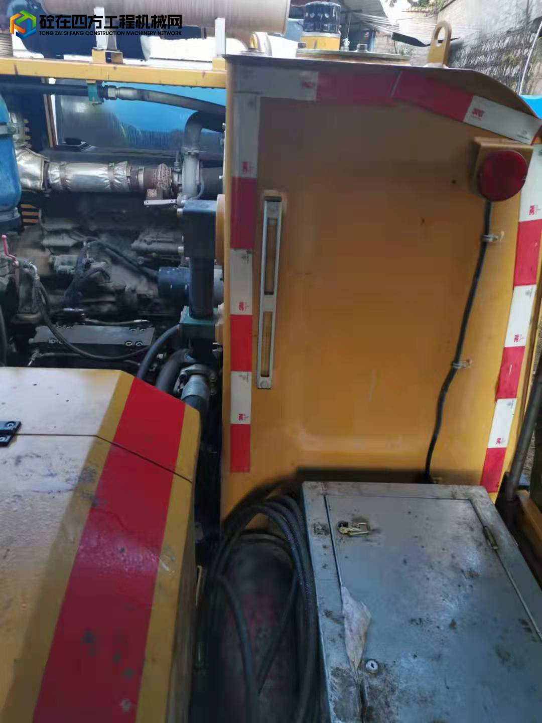 https://images.tongzsf.com/tong/truck_machine/20211228/161ca7d4c65d64.jpg