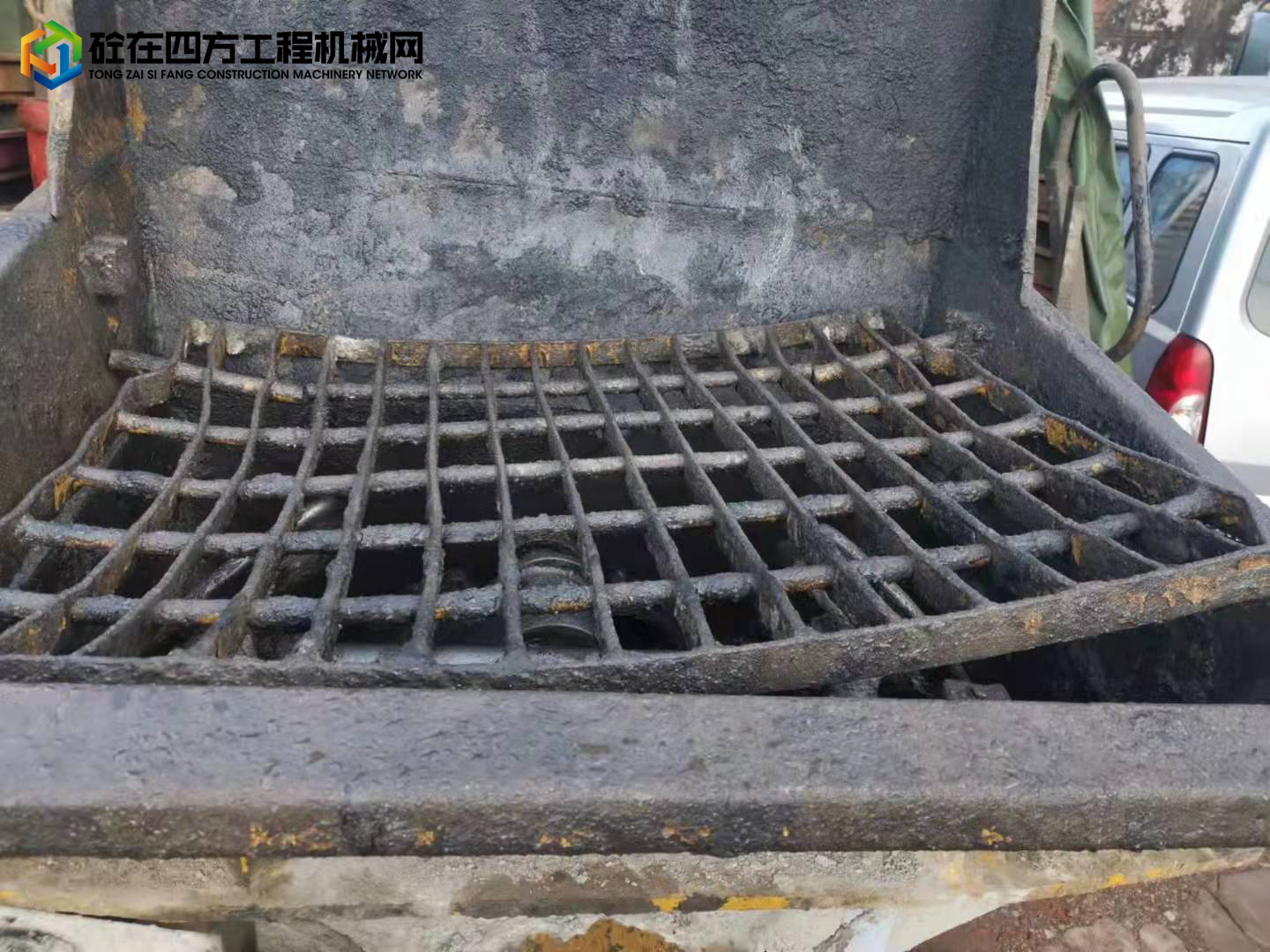 https://images.tongzsf.com/tong/truck_machine/20211228/161ca7d4deceec.jpg