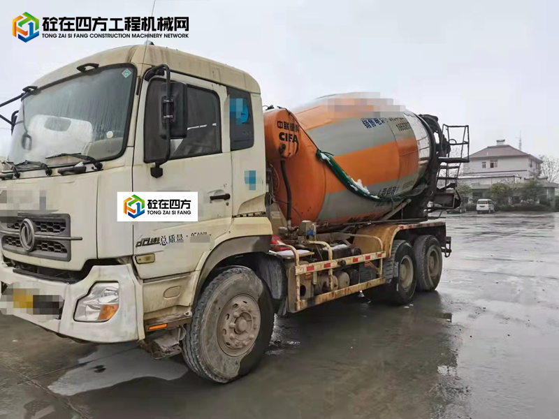 https://images.tongzsf.com/tong/truck_machine/20211228/161cac6aa75c8e.jpg