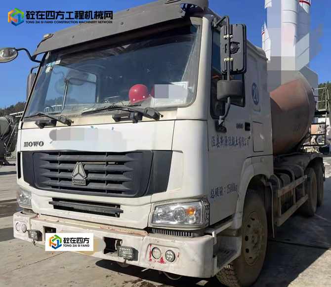 https://images.tongzsf.com/tong/truck_machine/20211228/161cacfa4cb5a9.jpg
