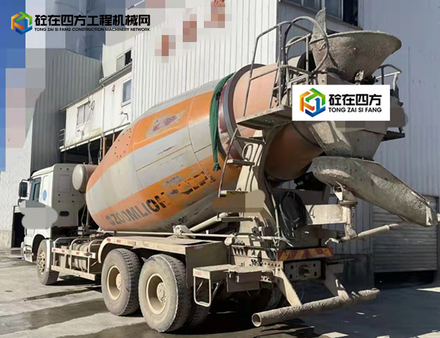 https://images.tongzsf.com/tong/truck_machine/20211228/161cacfae47f6d.jpg