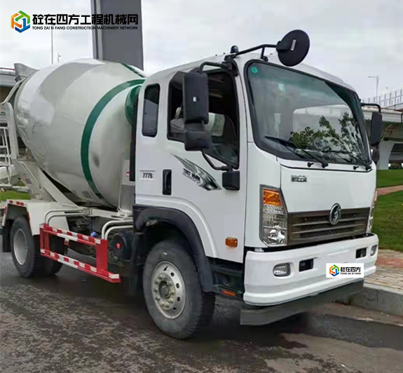 https://images.tongzsf.com/tong/truck_machine/20211229/161cbf99428893.jpg