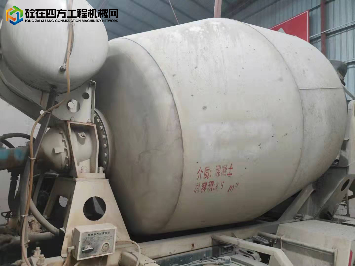 https://images.tongzsf.com/tong/truck_machine/20211229/161cbfb13832d3.jpg