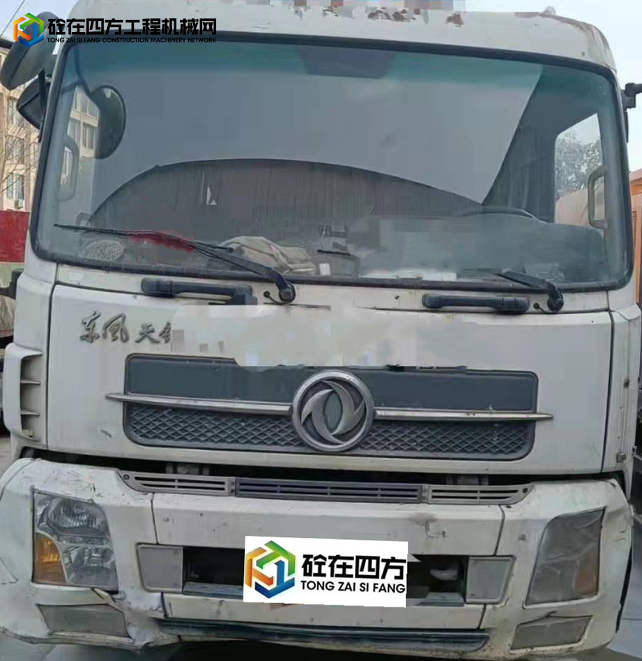 https://images.tongzsf.com/tong/truck_machine/20211229/161cc2aff24489.jpg