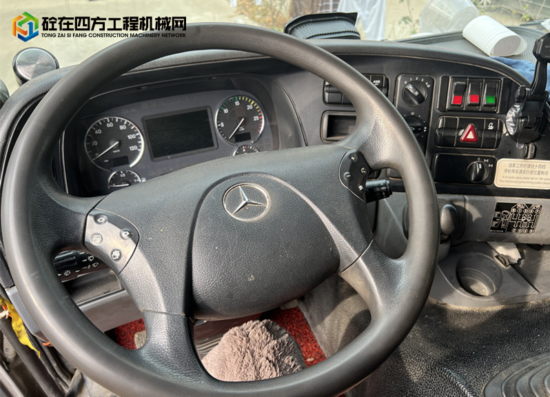 https://images.tongzsf.com/tong/truck_machine/20211230/161cd1fc72cca8.jpg