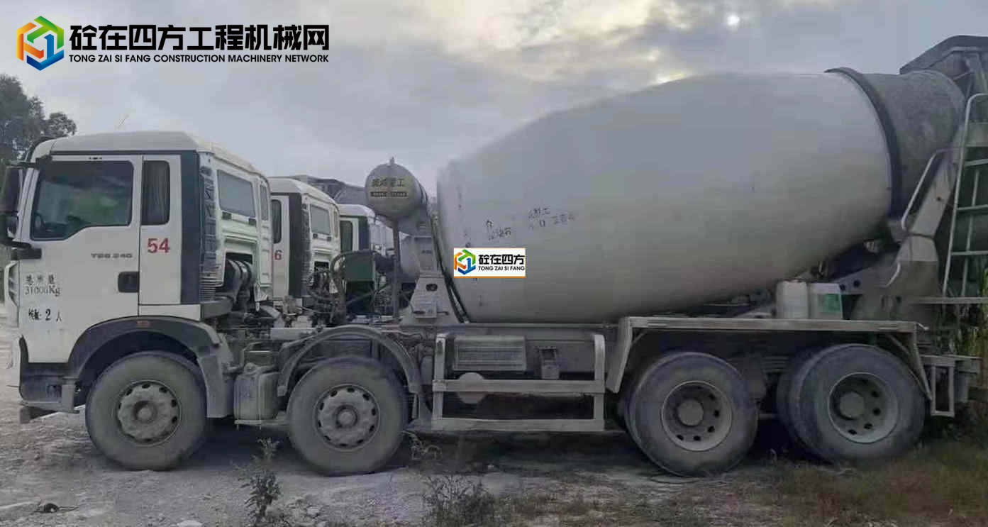 https://images.tongzsf.com/tong/truck_machine/20211230/161cd25b1530c3.jpg